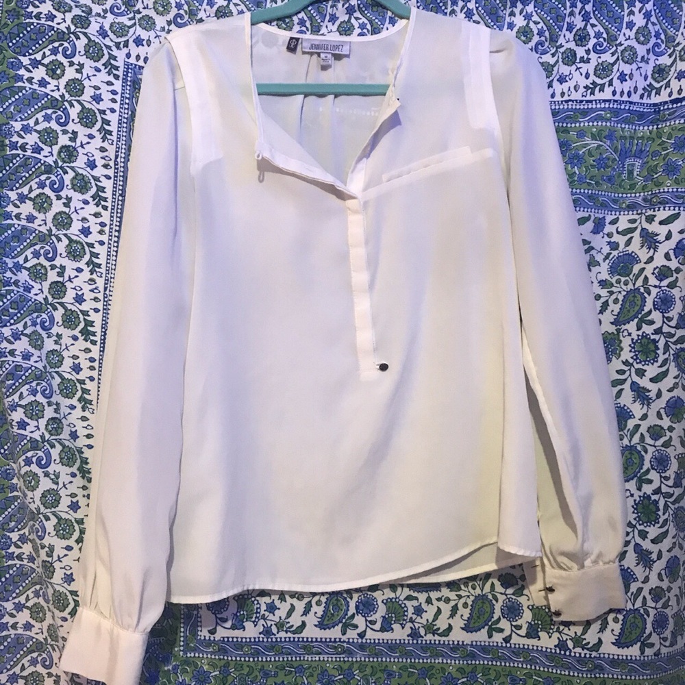 Jennifer Lopez white top 💫 size m